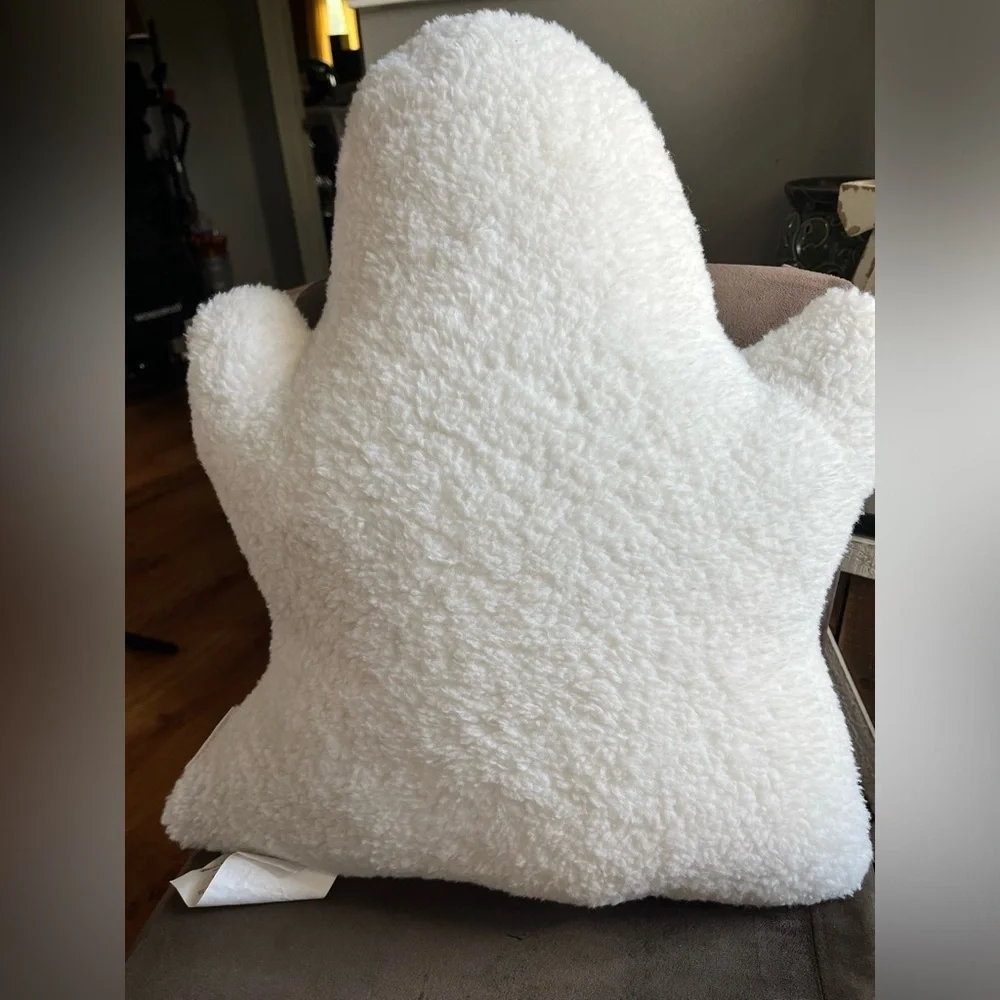 Novogratz Sherpa Halloween Ghost Pillow 21” Plush NWT Soft Throw Decor